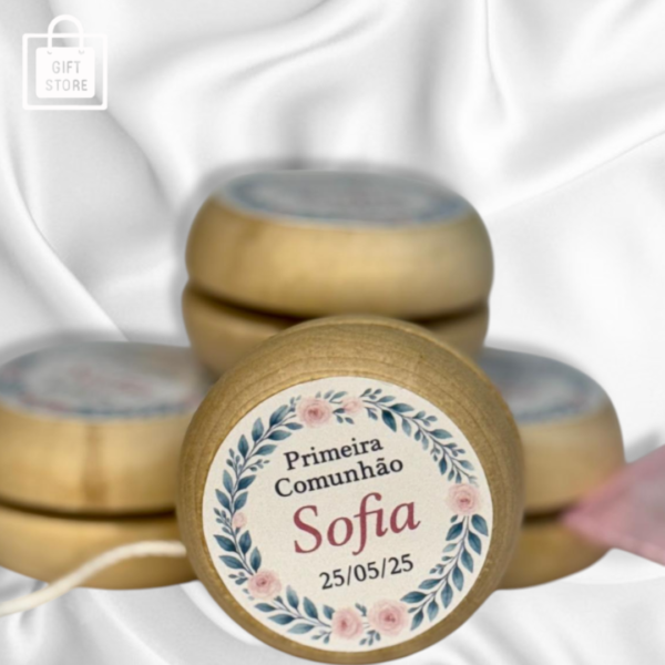 Produto: Ioiô em Madeira Personalizado com Autocolante